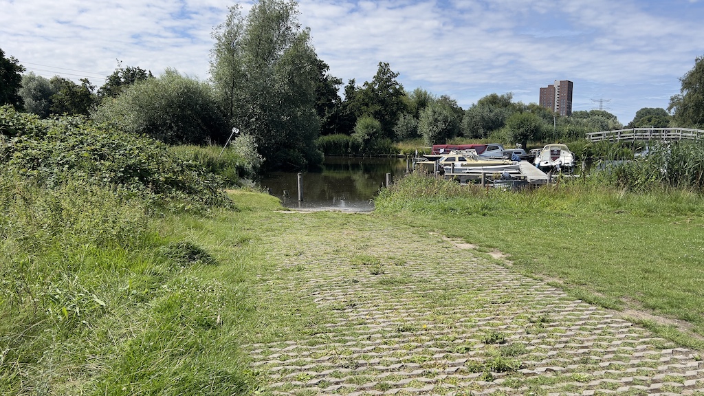 Botenhelling-Kogerveld-knik-M.-Kors