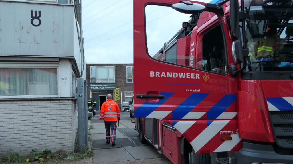 Slaapplaatsen ontdekt na brand in bedrijfsverzamelgebouw Oostzijde (Zaandam)