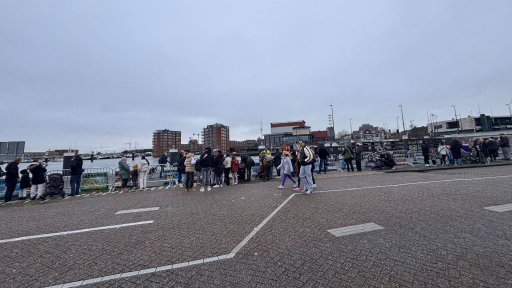 Sinterklaas in Zaandam, Koog a/d Zaan, Krommenie en Westzaan ??