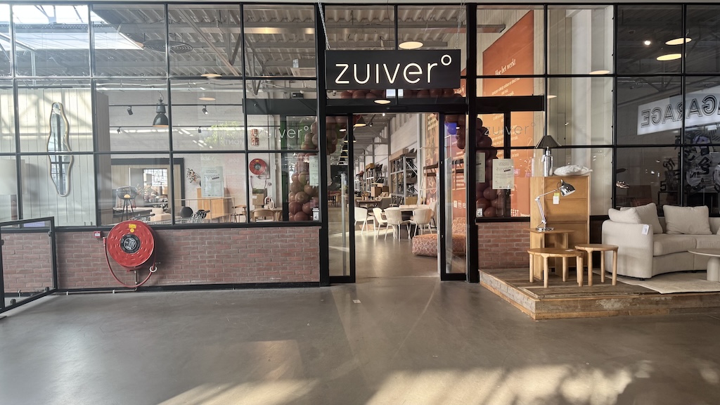 Zuiver opent vaste outlet in Zaandam