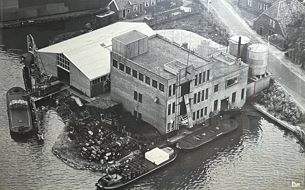 De Zaanstreek: Cocoa-Valley. Deel 43: Brand in De Oranjeboom