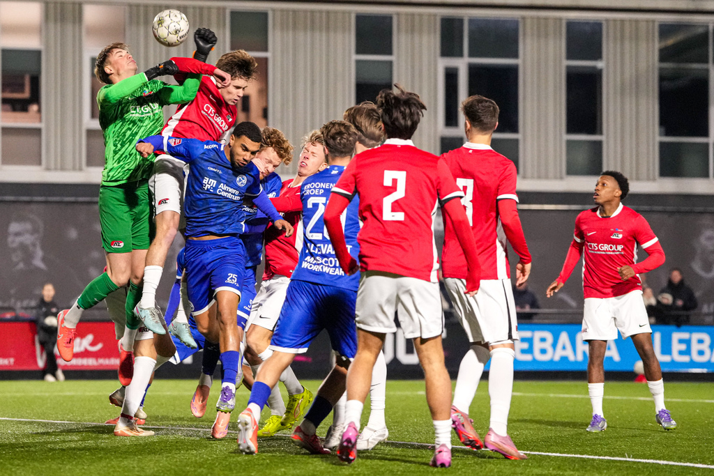 ‘Nieuw’ Jong AZ vermaakt, maar wéér puntloos?