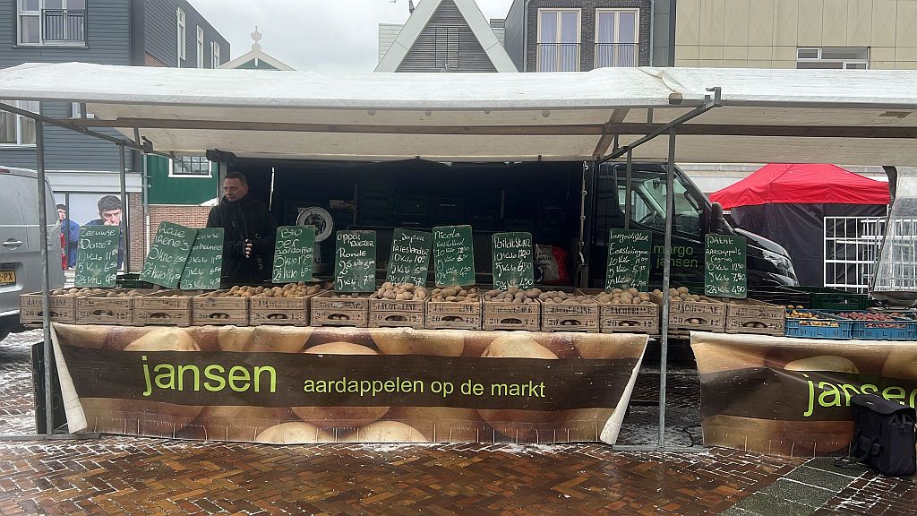 Spekgladde markt met nieuwe aardappelman (m/v)