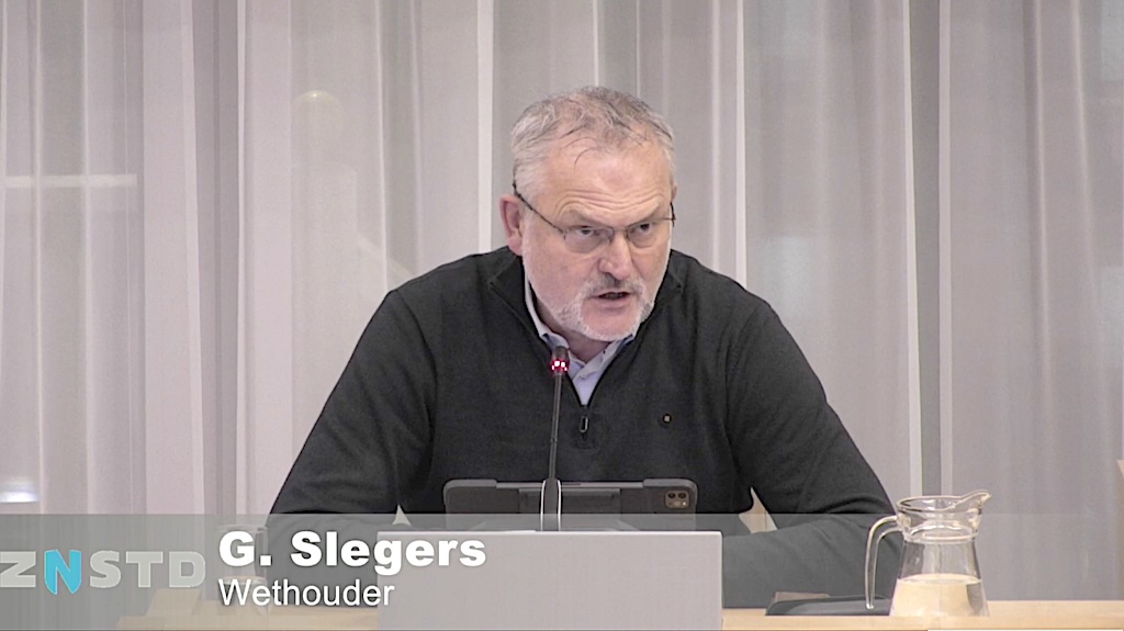 Wethouder Gerard Slegers heeft nog geen oplossing voor parkeerprobleem Gouwpark