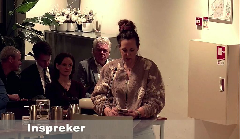 Jongerenoverlast Oostzaan: college moet regie pakken