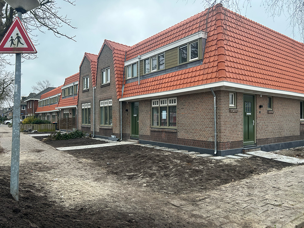Gerenoveerde woningen Troelstraplein lijken af, maar staan nog leeg