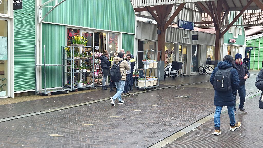 Consternatie in centrum Zaandam om winkeldieven