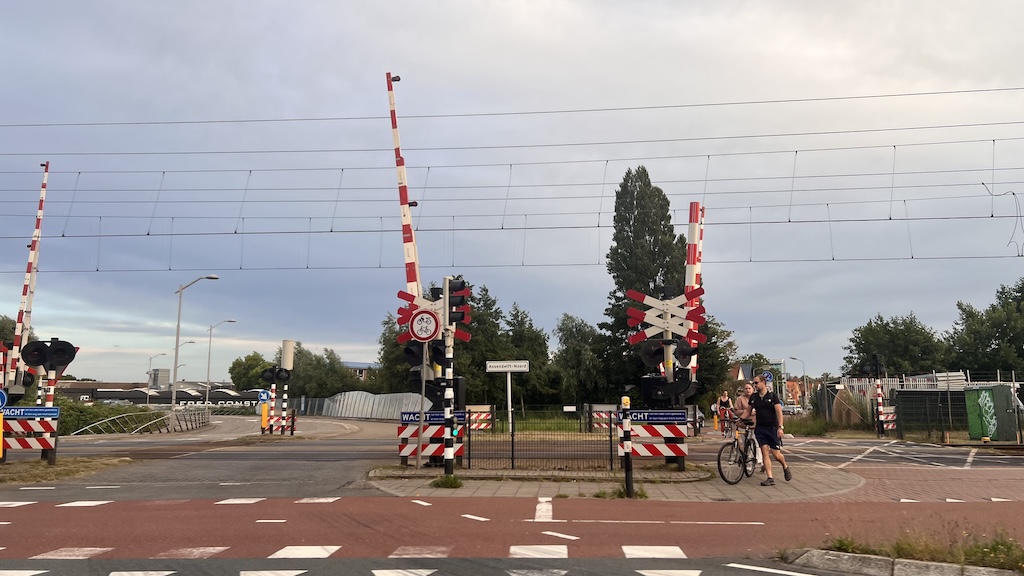 Spoorwegovergang Korte Industrieweg vanaf 18 juli drie weken afgesloten